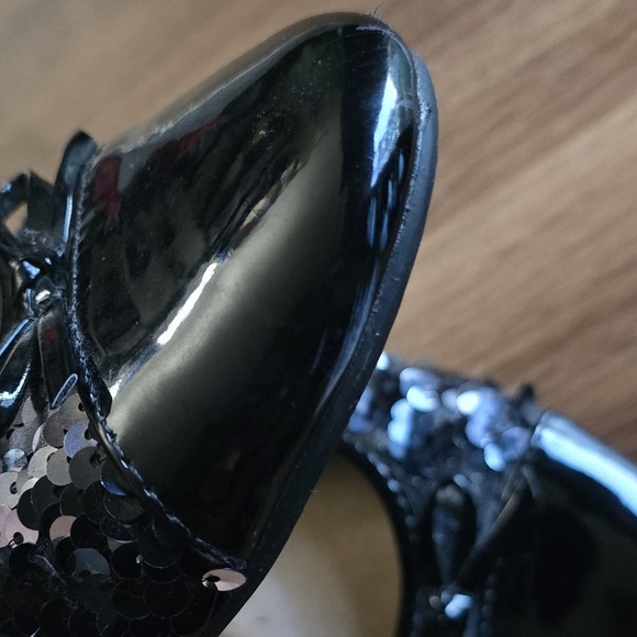 SO Memory Foam Black Sequin Flats Size Girls 3 - Picture 5 of 7